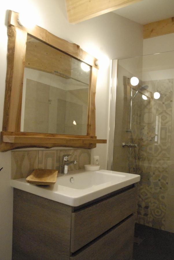 Les Chambres D'Ausilia Sablons  Buitenkant foto